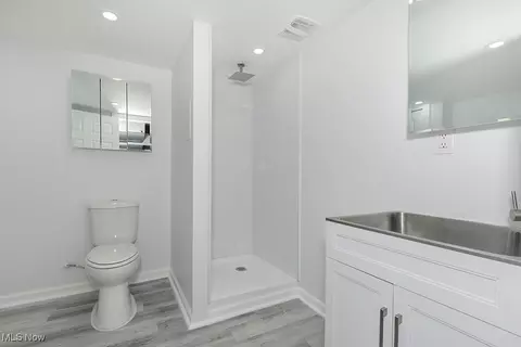 1740 E 230th St, Euclid, OH 44117 photo 35