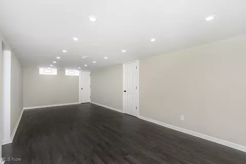 1740 E 230th St, Euclid, OH 44117 photo 31
