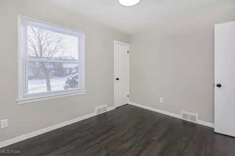 1740 E 230th St, Euclid, OH 44117 photo 13