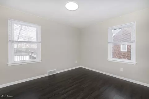 1740 E 230th St, Euclid, OH 44117 photo 14