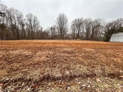 5715 Sugargrove Rd, Blue Rock, OH 43720