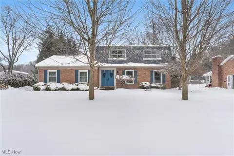 1122 Linwood Ave SW, North Canton, OH 44720