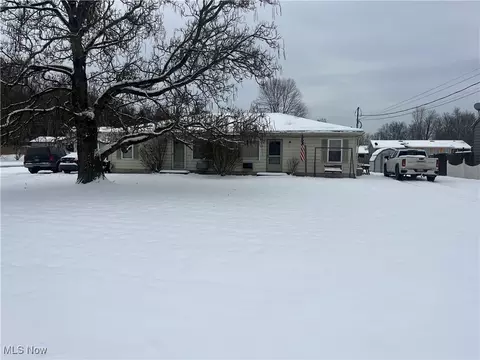 1724 Warner Ave, Mineral Ridge, OH 44440