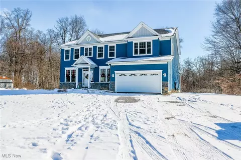 7490 Fredericksburg Rd, Fredericksburg, OH 44627