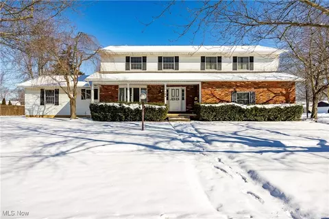 144 Indiana Ave, Elyria, OH 44035
