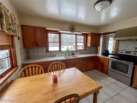 704 Maple Ave, Boardman, OH 44512 photo 2