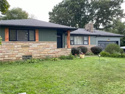 504 Hilbish Ave, Akron, OH 44312