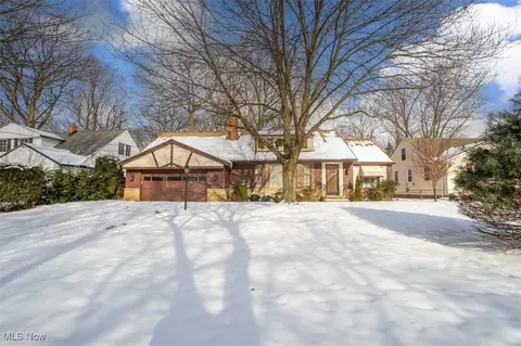 3609 Brinkmore Rd, Cleveland Heights, OH 44121