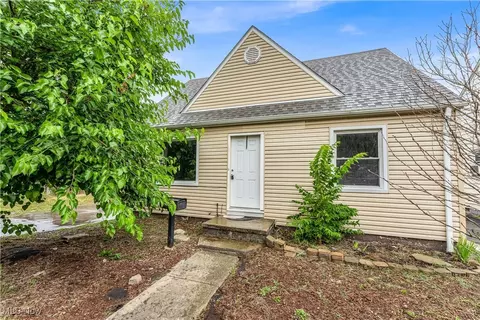 12920 Leeila Ave, Cleveland, OH 44135