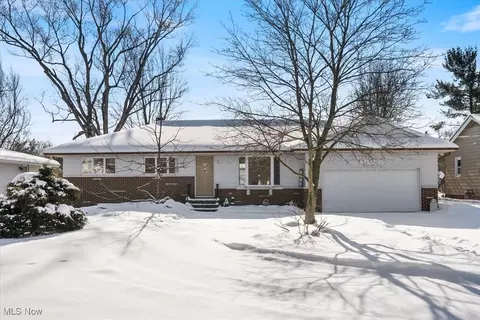 13217 Whitney Rd, Strongsville, OH 44136