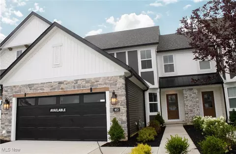 453 Bordeaux Blvd, Broadview Heights, OH 44147
