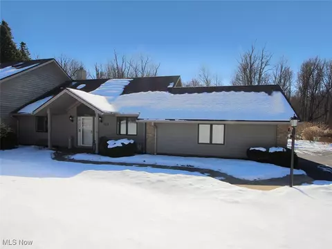 115 Cliffside Dr, Wakeman, OH 44889