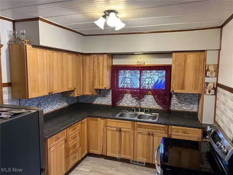 Kitchen - 3414 Schenley Ave, Ashtabula, OH 44004 photo 1 of 1