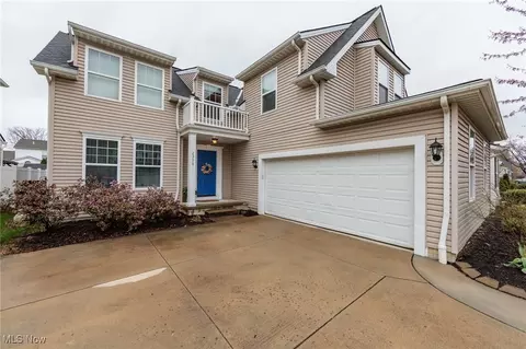 2356 Conrad St, Avon, OH 44011