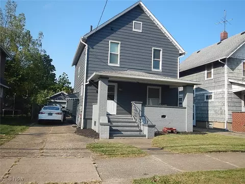 481 Cole Ave, Akron, OH 44301