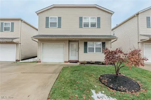 881 Brittney Ct, Willowick, OH 44095