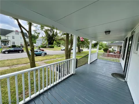 Exterior - 1863 E 30th St, Lorain, OH 44055 photo 2 of 11