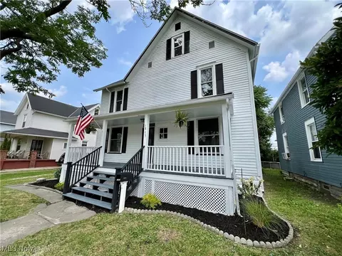 Exterior - 1863 E 30th St, Lorain, OH 44055 photo 7 of 11