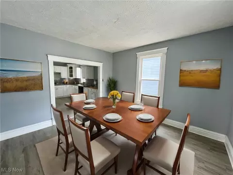 Dining - 1863 E 30th St, Lorain, OH 44055 photo 1 of 1