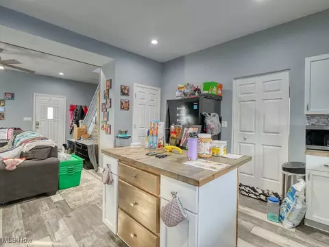 Kitchen - 173 Spruce St, Elyria, OH 44035 photo 4 of 4