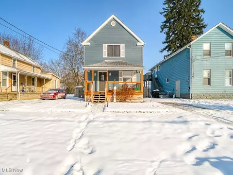 173 Spruce St, Elyria, OH 44035