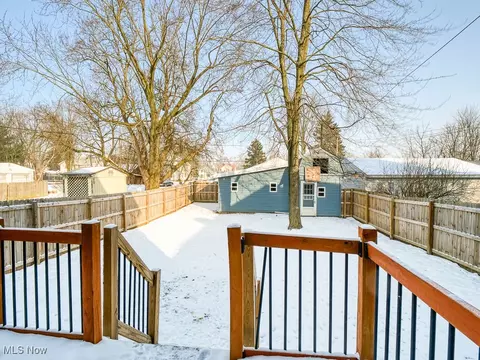 Exterior - 173 Spruce St, Elyria, OH 44035 photo 3 of 4