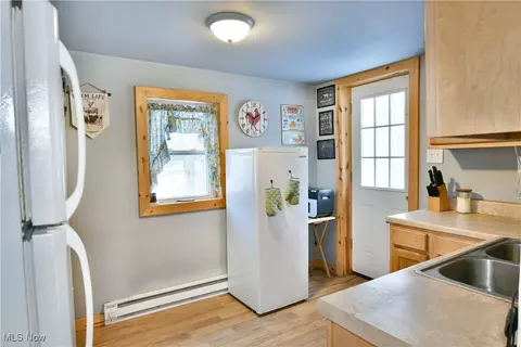 Kitchen - 6503 Yoder St, Kinsman, OH 44428 photo 1 of 2