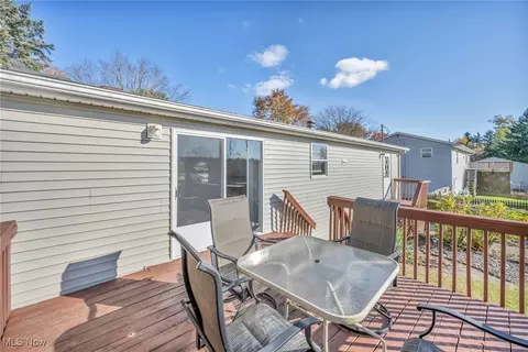 Exterior - 739 Silvercrest Dr, Wadsworth, OH 44281 photo 11 of 14