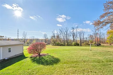 Exterior - 739 Silvercrest Dr, Wadsworth, OH 44281 photo 12 of 14