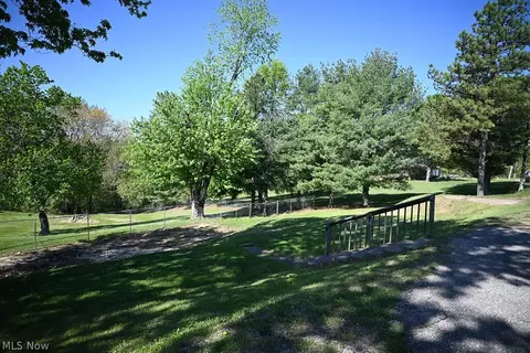 2025 Kesterson Rd, Parkersburg, WV 26101