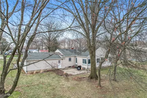 Exterior - 7366 Hitchcock Rd, Boardman, OH 44512 photo 8 of 10