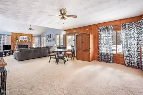 Living - 7366 Hitchcock Rd, Boardman, OH 44512 photo 1 of 2