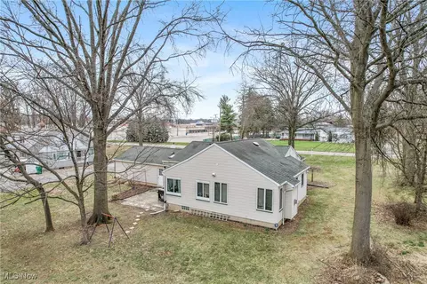 Exterior - 7366 Hitchcock Rd, Boardman, OH 44512 photo 9 of 10