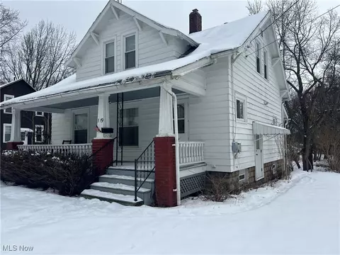 119 Park St, Wadsworth, OH 44281