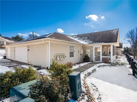 1107 Chatham, Zanesville, OH 43701