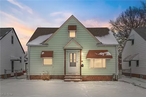 4918 Russell Ave, Parma, OH 44134