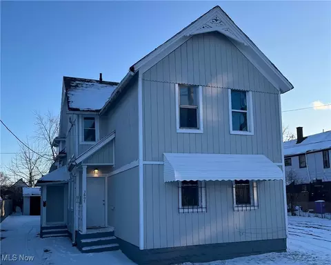 3607 Sackett Ave, Cleveland, OH 44109