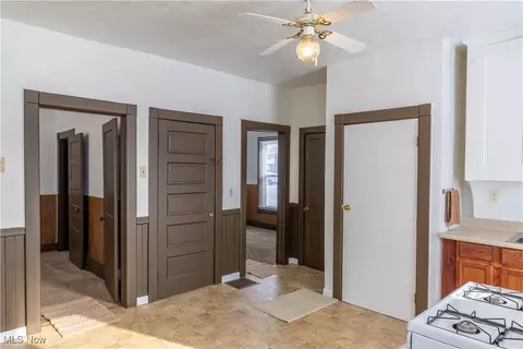 830 E 12th St, Ashtabula, OH 44004 photo 19