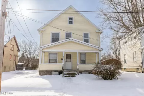830 E 12th St, Ashtabula, OH 44004