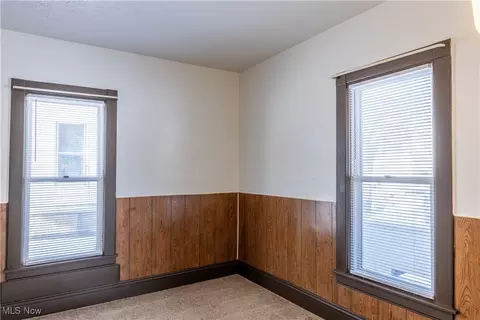 830 E 12th St, Ashtabula, OH 44004 photo 7