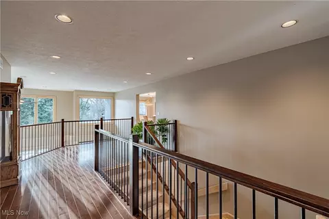 3707 Random Dr, Akron, OH 44319 photo 14