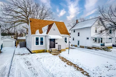 131 Bellfield Ave, Elyria, OH 44035 photo 2