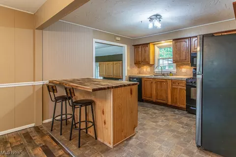 Kitchen - 54 Central Ave, Orwell, OH 44076 photo 3 of 3