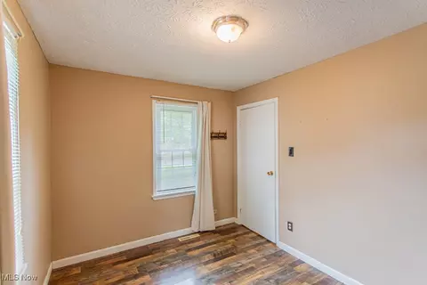Bedroom - 54 Central Ave, Orwell, OH 44076 photo 3 of 6