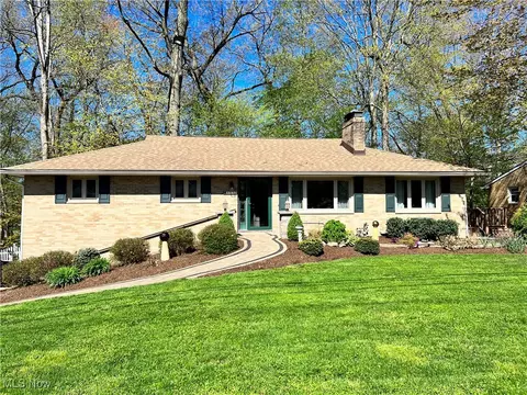 1733 Jackson Ave NW, Massillon, OH 44646