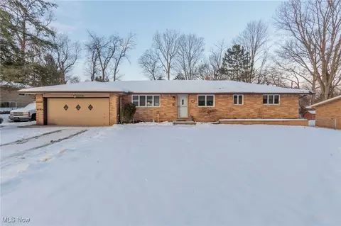 5176 West Park, North Olmsted, OH 44070