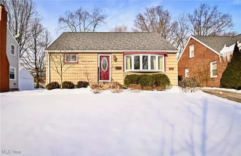 1330 Taggart St NW, Massillon, OH 44646