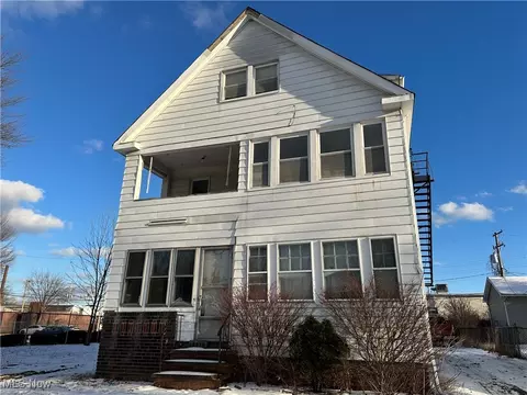19210 Firwood Rd, Cleveland, OH 44110