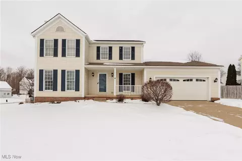 626 Oakcrest Dr, Wadsworth, OH 44281
