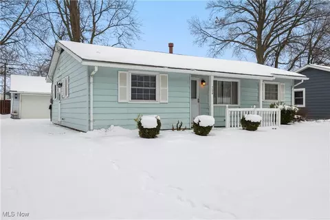 Exterior - 704 Concord Ave, Elyria, OH 44035 photo 2 of 8